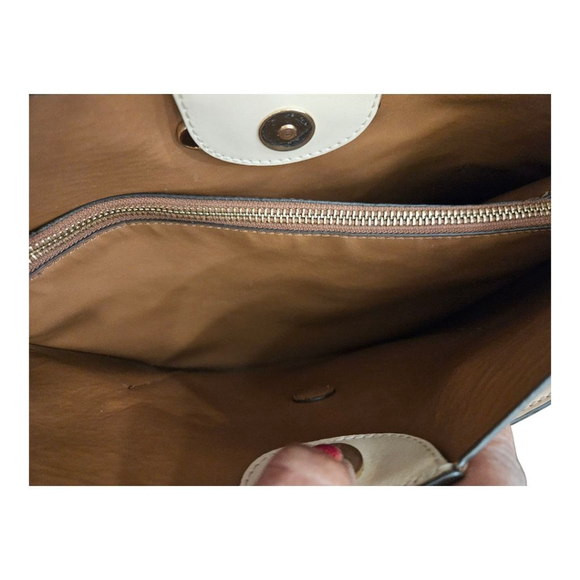 Michael Kors Tan and Beige Leather Shoulder Bag Size Large - Picture 6 of 15